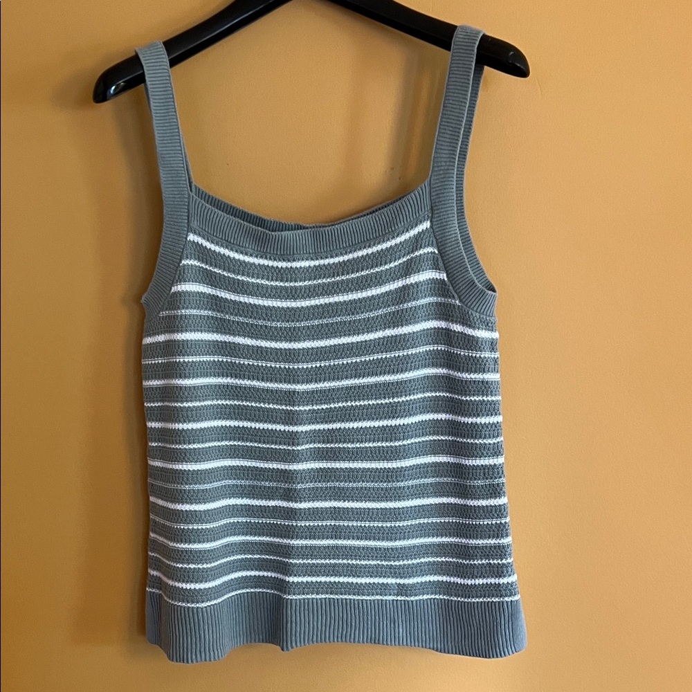 GAP Women's Gray and White Striped Tank Top
